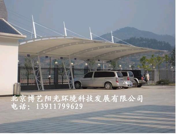 經(jīng)典張拉膜汽車棚