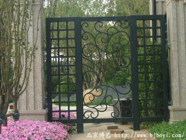 經(jīng)典項(xiàng)目之K2·海棠灣 鐵藝圍欄項(xiàng)目